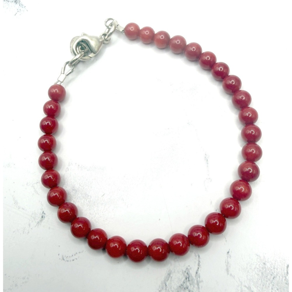 Red Beaded Bracelet 7"‎ Silver Tone Clasp Dainty Minimalist Jewelry